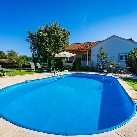 Дом отдыха My Dalmatia - Emily With Private Pool