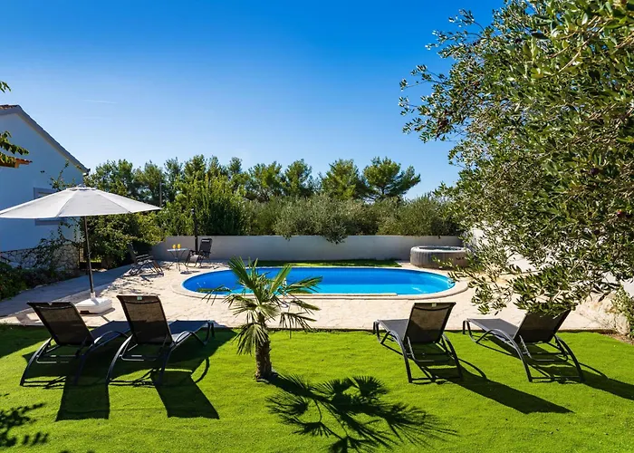 My Dalmatia - Emily With Private Pool * Rastevic