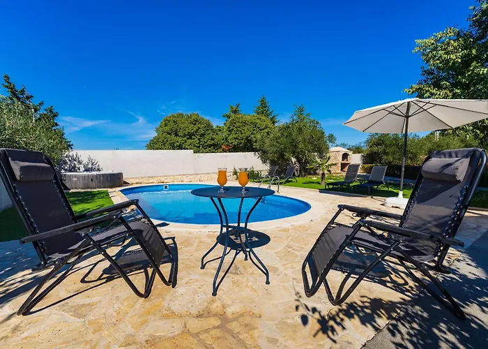 My Dalmatia - Emily With Private Pool Ferienhaus *