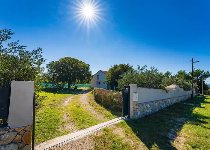 My Dalmatia - Emily With Private Pool Rastevic